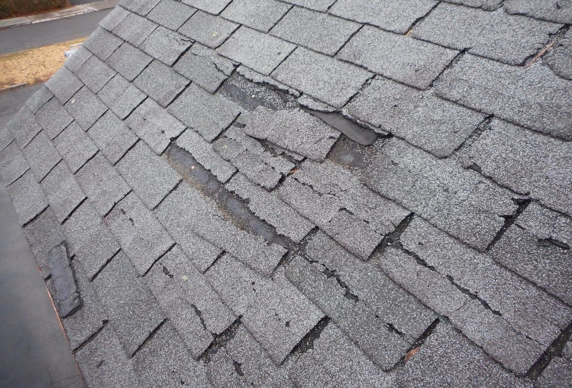 signs of roof trouble